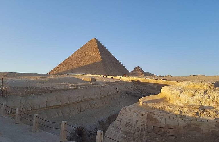Ausflug nach Kairo, Pyramiden & Museum ab Soma Bay mit eigenem Guide