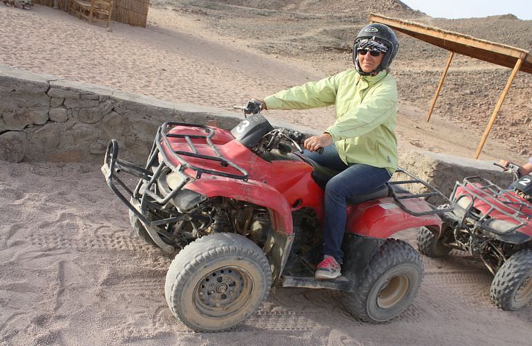 Quad Tour am Nachmittag durch die Wüste von Soma Bay